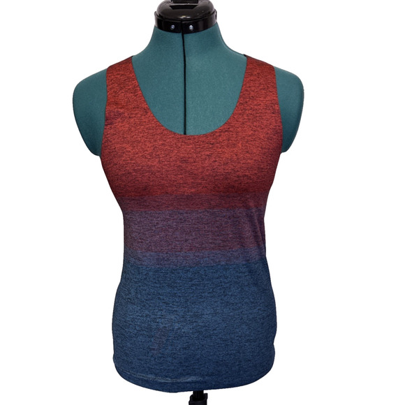 Athleta Relay Tank Top Red/Blue Gradient Ombré Cut Out‎ Racer Back Size Medium - Picture 4 of 8